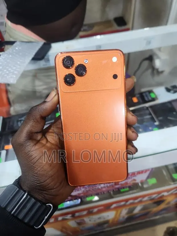 Oppo A17 128 GB Orange · Photo 1