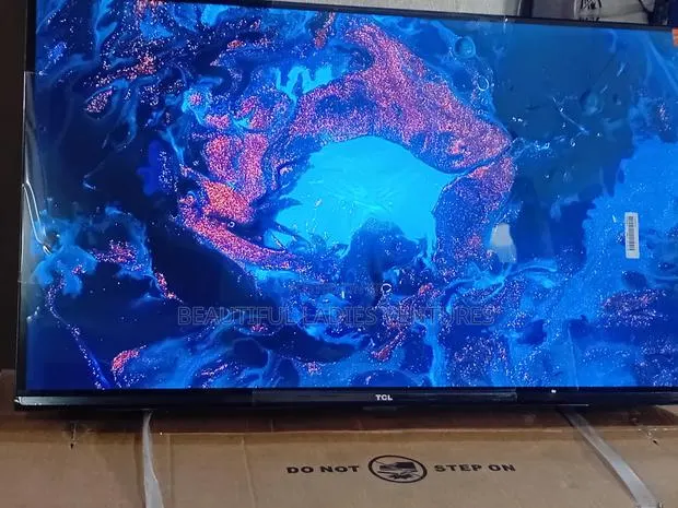 TCL 32” Elegant Entertainment Tv With Hd Clarity · Photo 1
