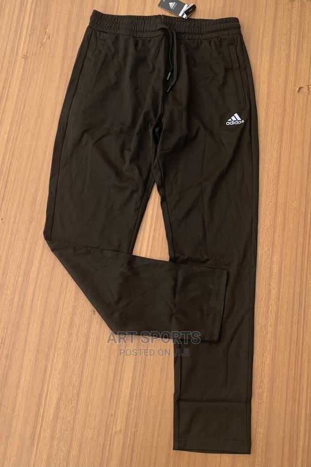 Adidas Joggers · Photo 1