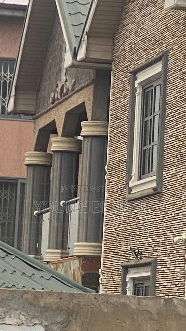 Pillar Designs · Photo 1