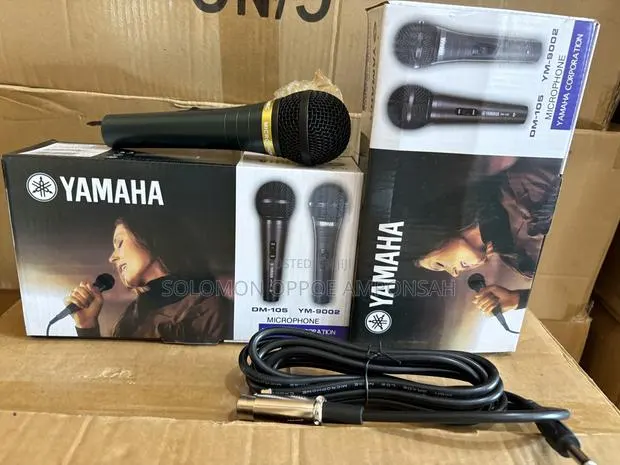 Yamaha DM-105 Dynamic Microphone · Photo 1
