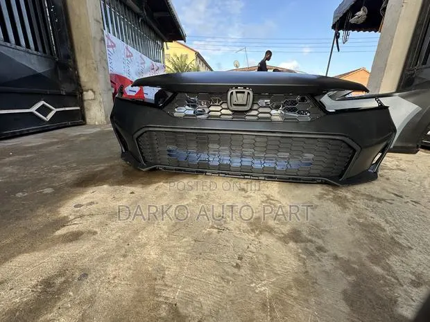 Honda Civic 2022-2025 Front Bumper Complete Available · Photo 1