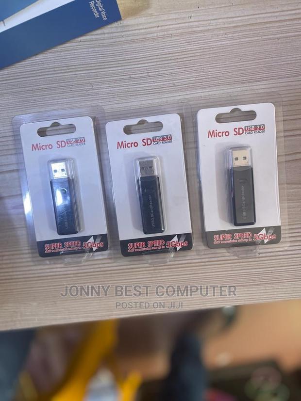 USB 3.0 Card Reader · Photo 2