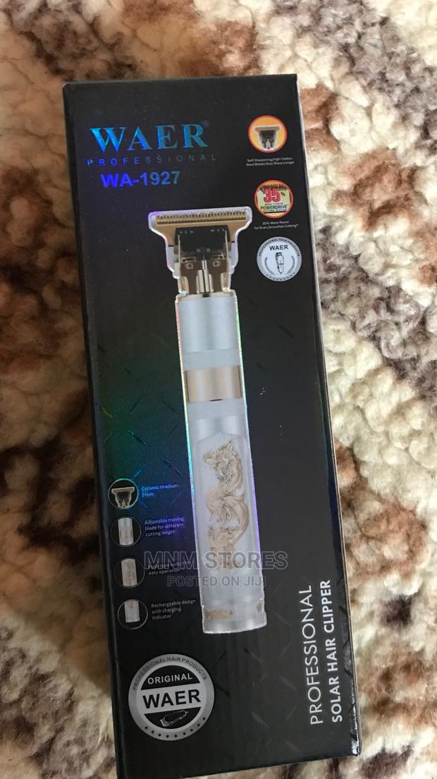 Rechargeable Hair Trimmer · Photo 1