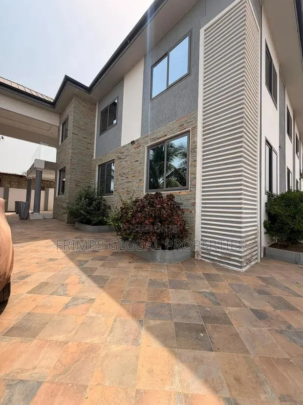 Furnished 5bdrm House in Old Barrier for sale · Photo 1