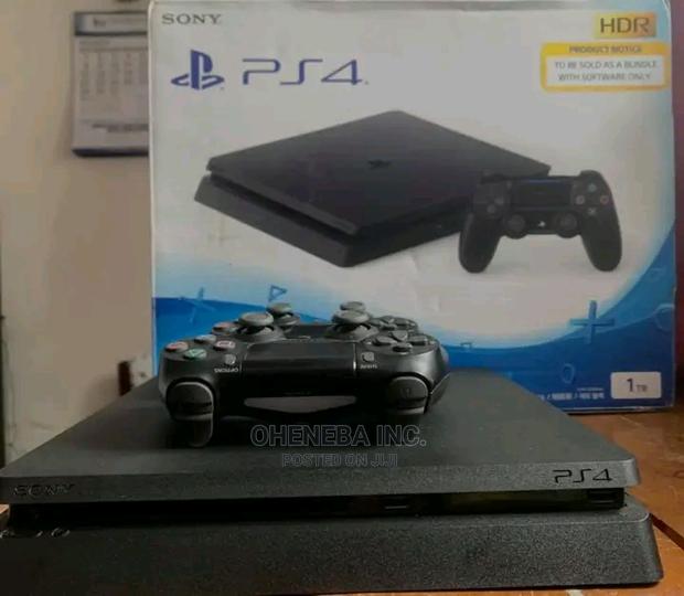 Ps4 Slim Jailbreak With FC27 + More Games +2 Controllers · Photo 4
