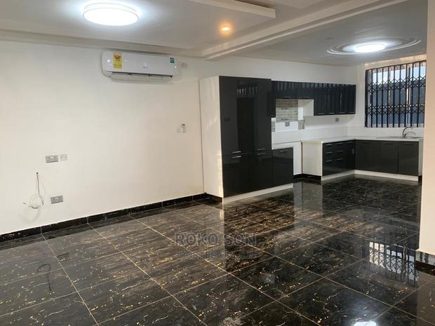 2bdrm Duplex in Dr Roko, East Legon for rent · Photo 4