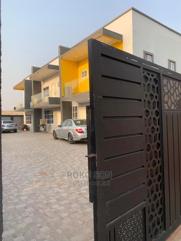 2bdrm Duplex in Dr Roko, East Legon for rent · Photo 1