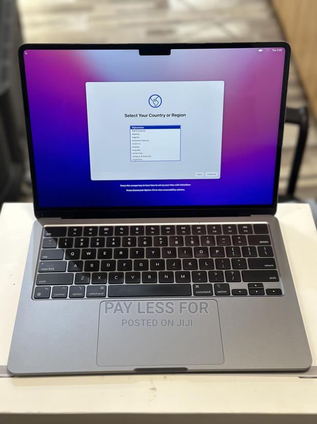 Laptop Apple MacBook Air 2022 M2 8GB Apple M2 SSD 256GB · Photo 2