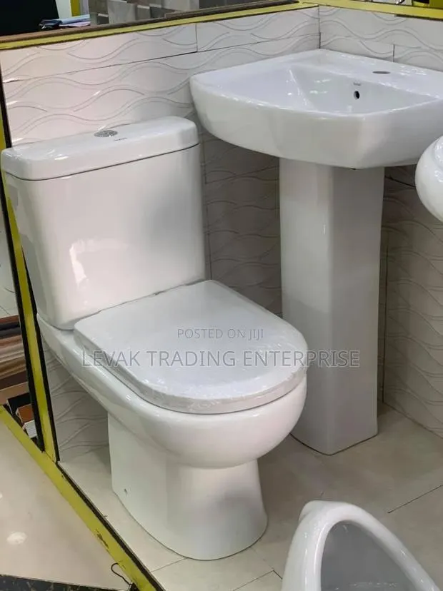 Frencia Water Closet - Twyford Water Closet, · Photo 1