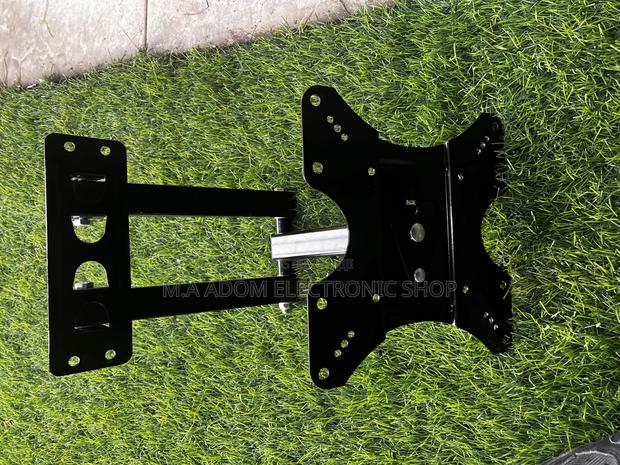 Corner Wall Mount 14”-43 · Photo 1