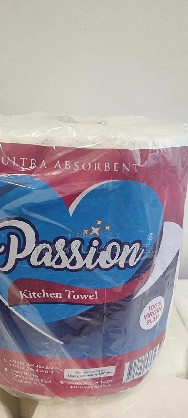 Passion Kitchen Medium Towel · Photo 2