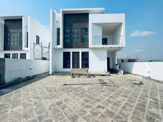 4bdrm House in Testimonial Building, Lake Side Estate for Sale · Photo 3