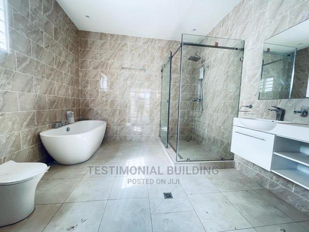 4bdrm House in Testimonial Building, Lake Side Estate for Sale · Photo 5