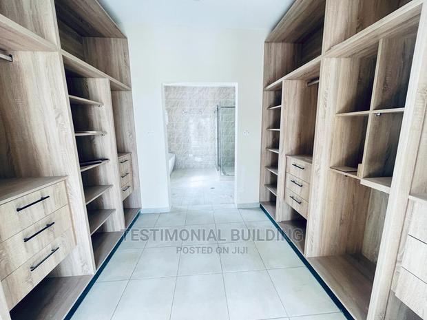 4bdrm House in Testimonial Building, Lake Side Estate for Sale · Photo 6
