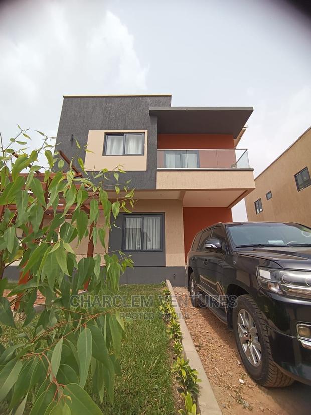 3bdrm Townhouse/Terrace in Charclem Ventures, Oyarifa for Sale · Photo 2