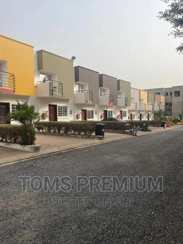 2bdrm Townhouse / Terrace in Cpl Estate, Ashaley Botwe for Rent · Photo 2