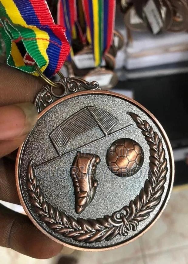 Award Medal · Photo 4