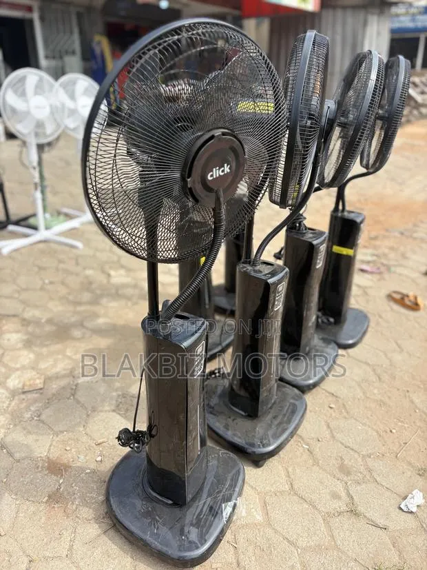 Click 40cm Pedestal Fans · Photo 1