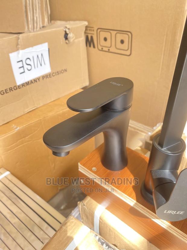 Basin Tap (Matt Black) · Photo 4