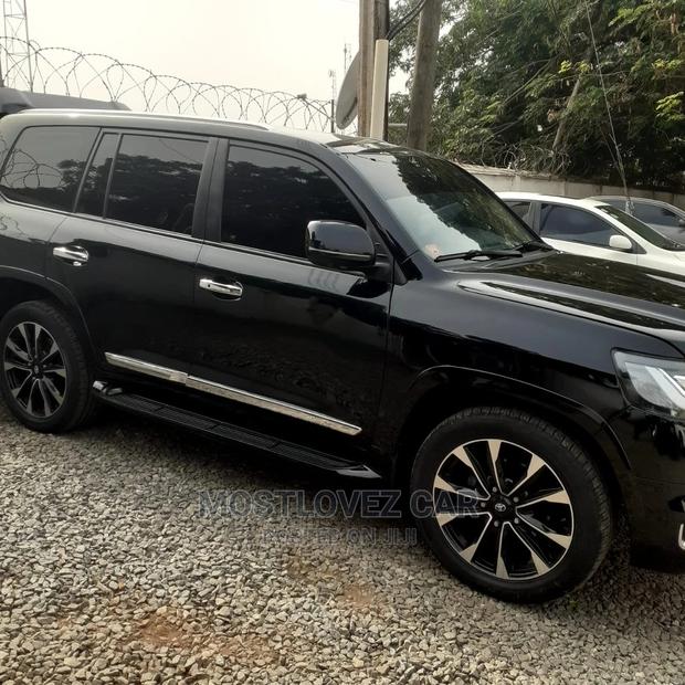 Car Rental Service Landcruisers V8 Ready for Rent in Ghana · Photo 4