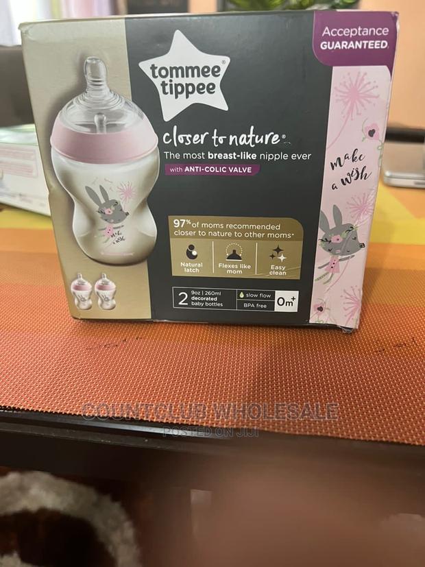 Tommee Tippee Closer to Nature 2-Pack Anti-Colic Bottle · Photo 1