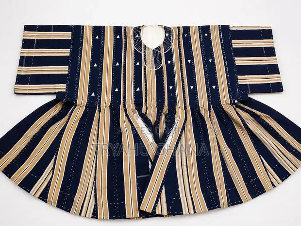 Premium Batakari-Smock for Men's Cultural Events in Ghana | Tryahu · Photo 1