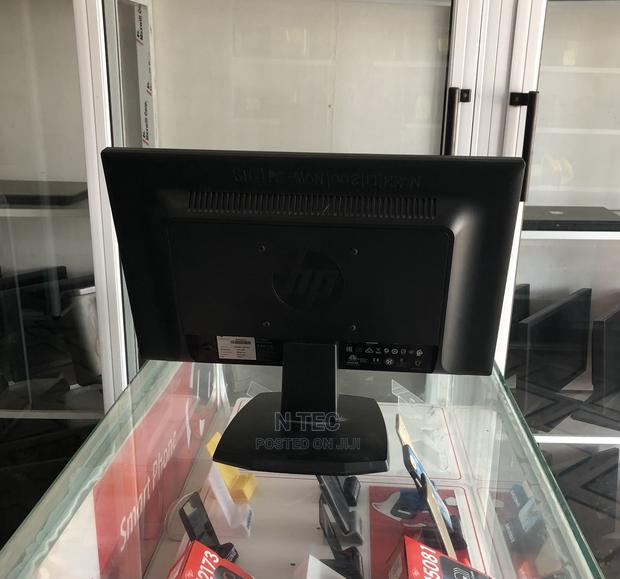 19 Inches Hp Monitor · Photo 3