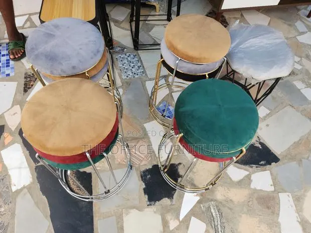 Comfy Mini Stool · Photo 1