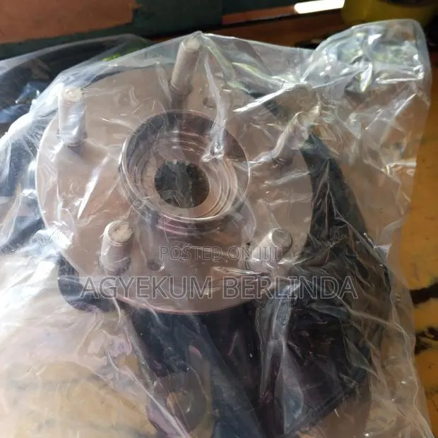 Honda Civic 2012 to 2015 Front Hub (Pair) · Photo 1