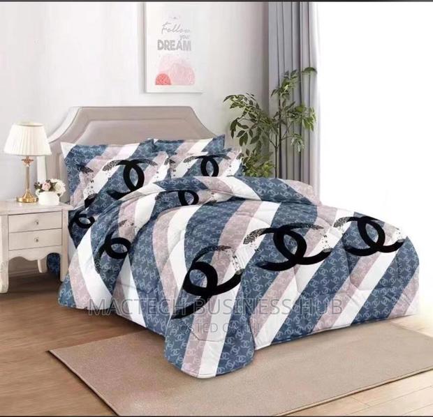 Duvet (Comforter) · Photo 3