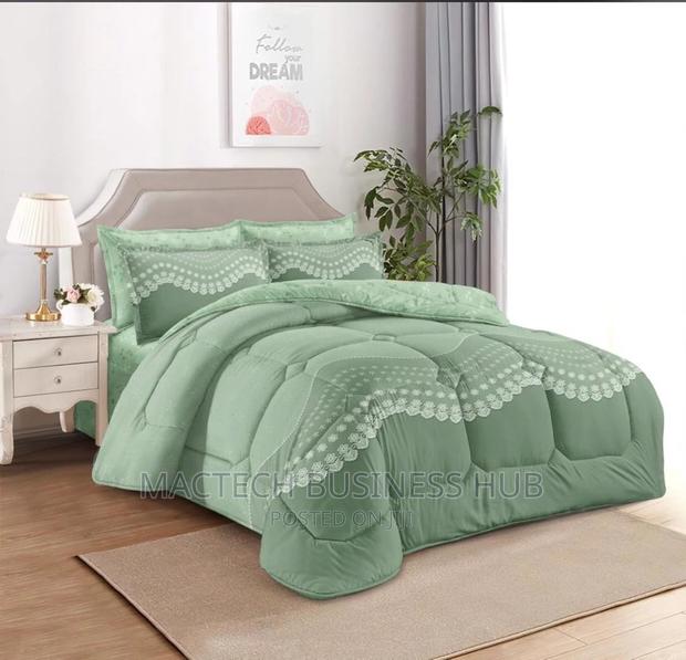 Duvet (Comforter) · Photo 4