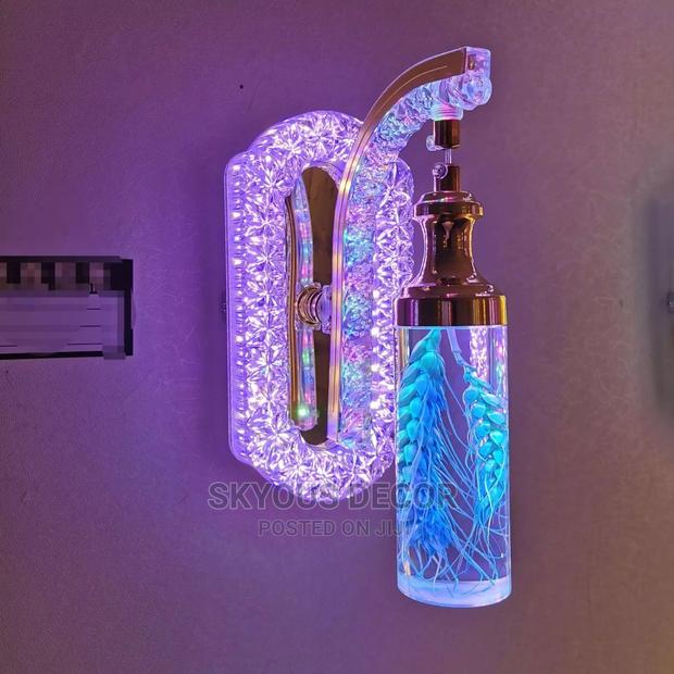 Wall Light · Photo 1