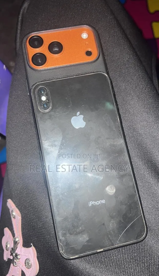 Apple iPhone XS Max 64 GB Black · Photo 1
