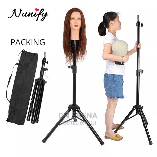 Tripod Wigs Stand · Photo 4