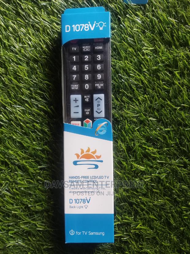 Samsung Smart TV Remote · Photo 4