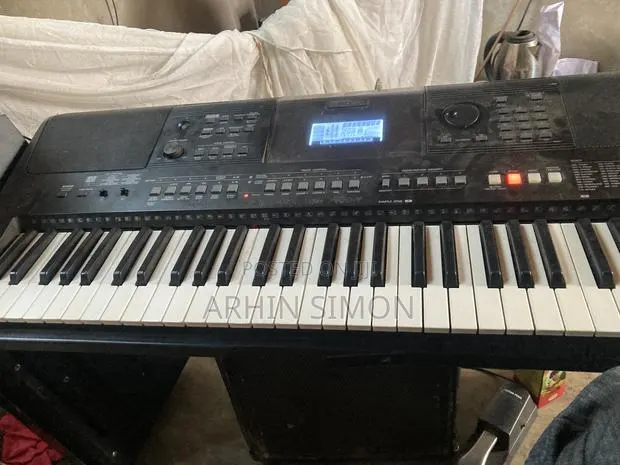 Yamaha E463 · Photo 1