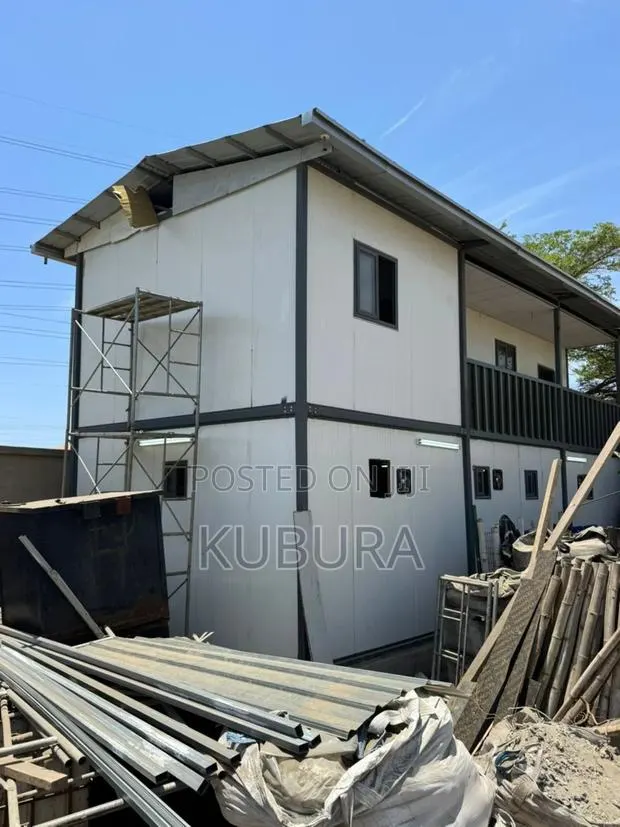 Prefab Steel Structure Restroom · Photo 1