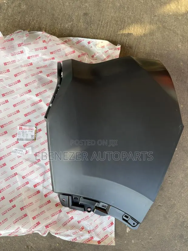 Honda CRV Cr-v Back Bumper Corner Ends Moulding 2023 2024 2025 2026 · Photo 1