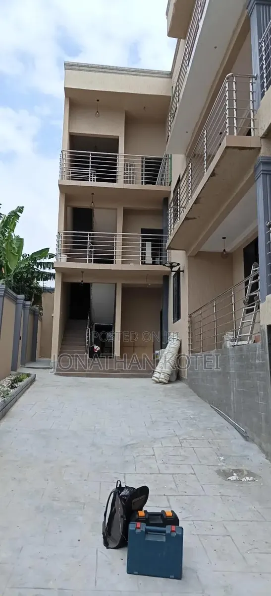 1bdrm Apartment in Kwabenya Abuom for rent · Photo 1