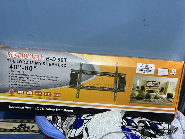 Tilting Tv Bracket 40”-80” · Photo 1