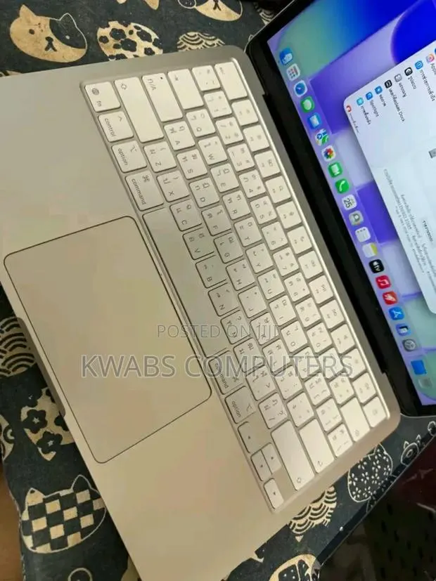 Laptop Apple MacBook Neo 2026 8GB Apple M4 SSD 256GB · Photo 1