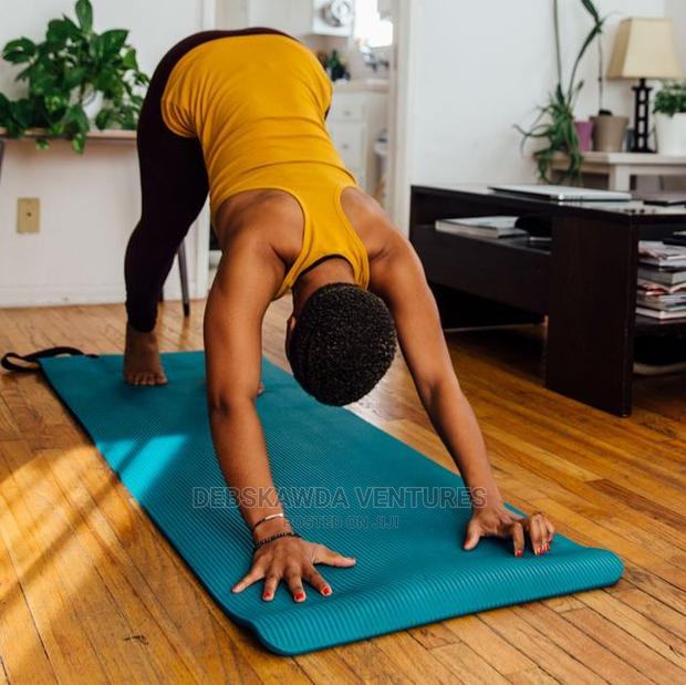 Yoga Mat -Non-Slip Pro (High Quality) · Photo 3