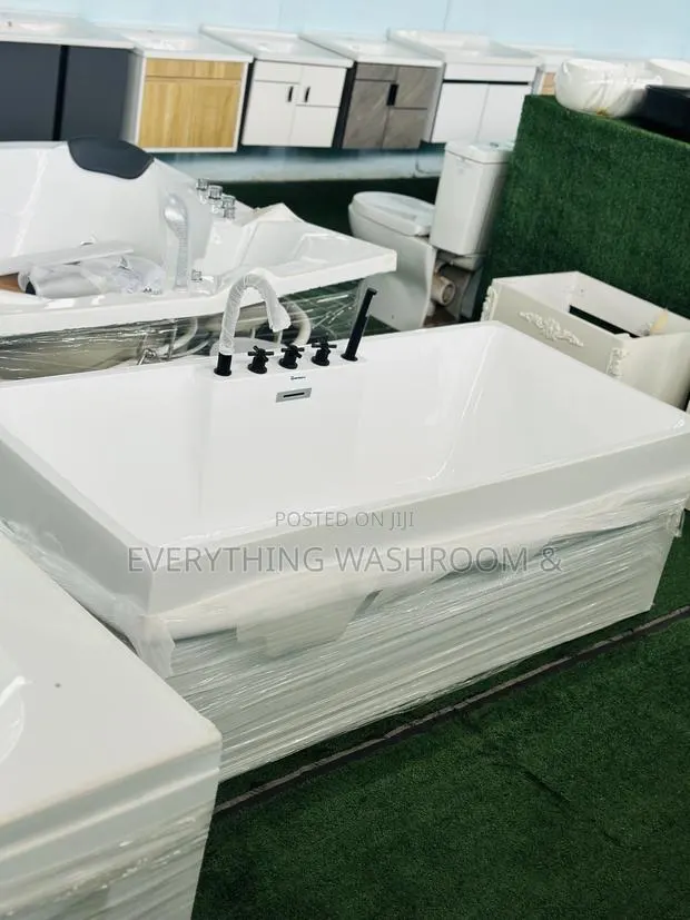 Jacuzzi Straight Design Complete · Photo 1