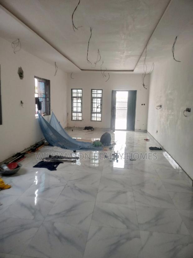 3bdrm House in Hfc Estate, Spintex for sale · Photo 2