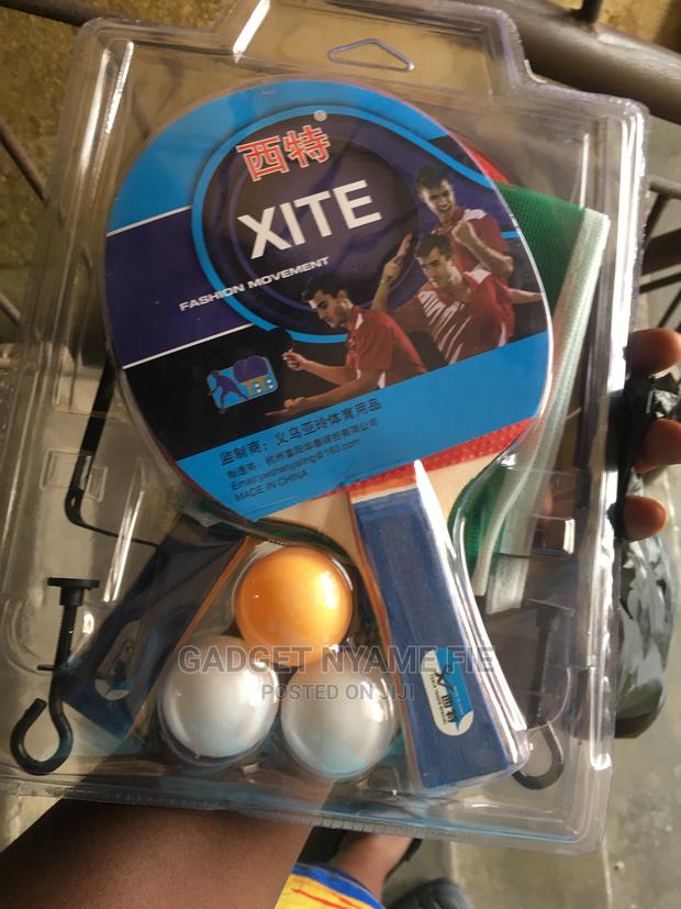 Table Tennis Set (3 Balls,2 Bats,Net and Hook) · Photo 1