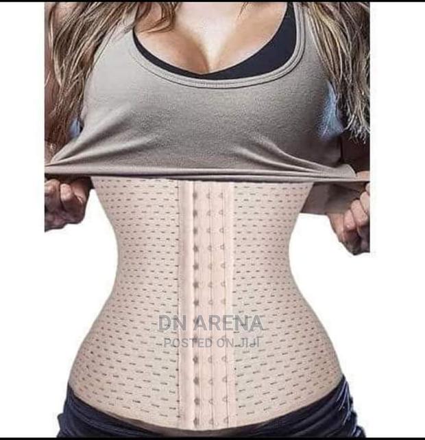 Ladies Corset · Photo 1