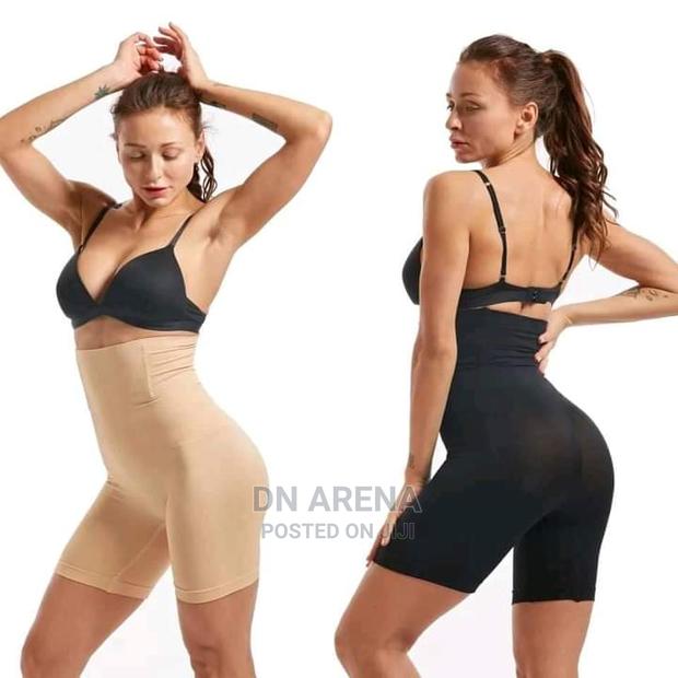 Flat Tommy Corset Underwear Hard Texture · Photo 3