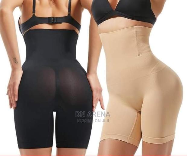 Flat Tommy Corset Underwear Hard Texture · Photo 5