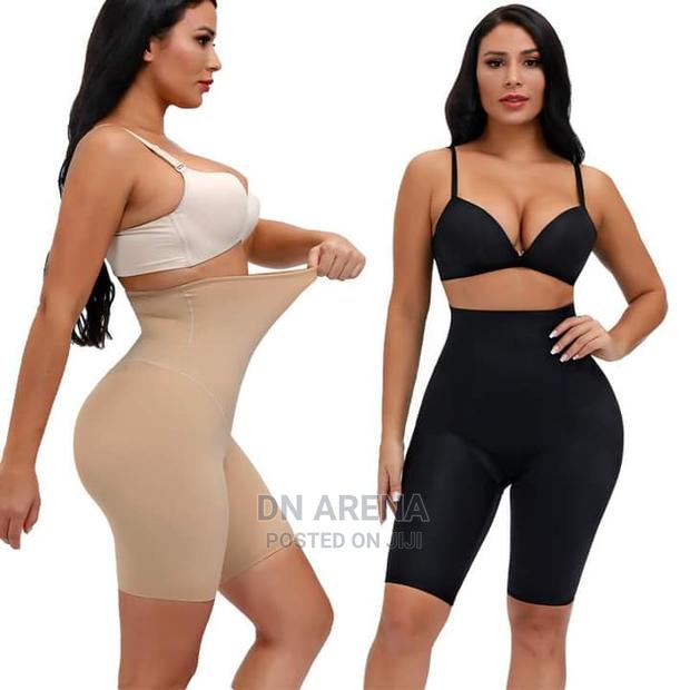 Flat Tommy Corset Underwear Hard Texture · Photo 6